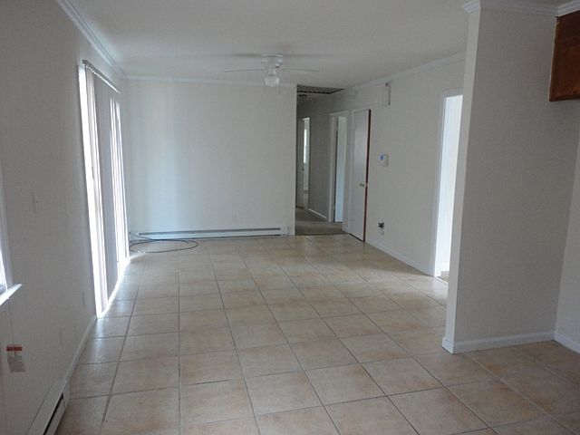 2nd image of 1201 Yuma St