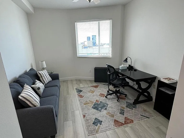 1551 N Flagler Drive Lph #17 — Photo 26