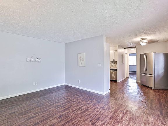 3rd image of 5491 Camelot Dr APT 8