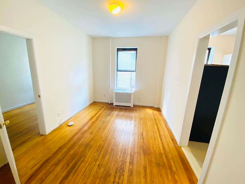 1st image of 44-74 21st St #L4