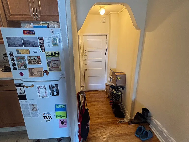 250 S 21st St #3F — Photo 3