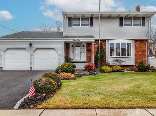34 Timberlane Dr, Colonia, NJ