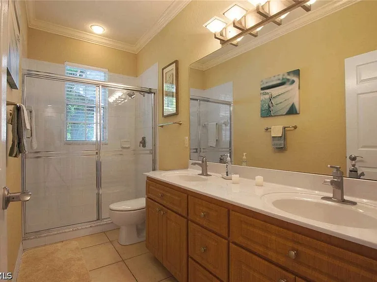 4808 SW 5th Pl — Photo 13