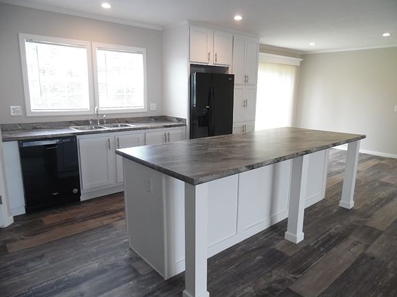 5th image of 28711 Parkview #W091