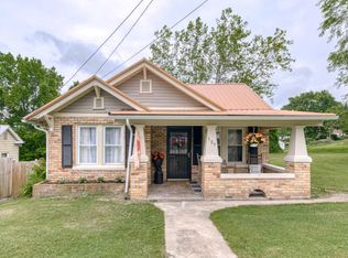 509 Jackson Ave, Pulaski, VA 24301