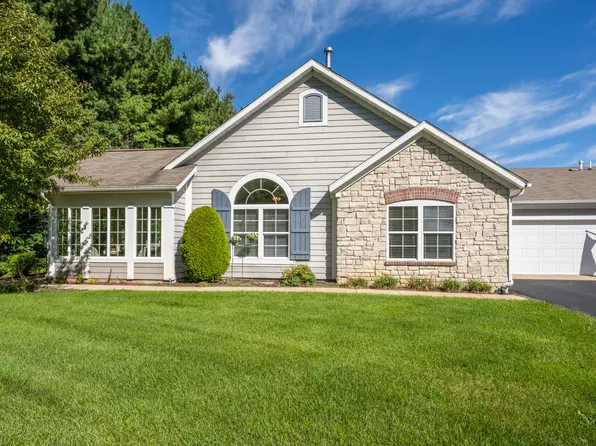 2848 Villa Ln, Benton Harbor, MI 49022