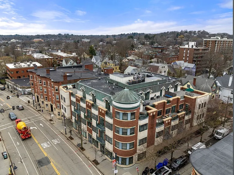 10 Vernon St #305 — Photo 3
