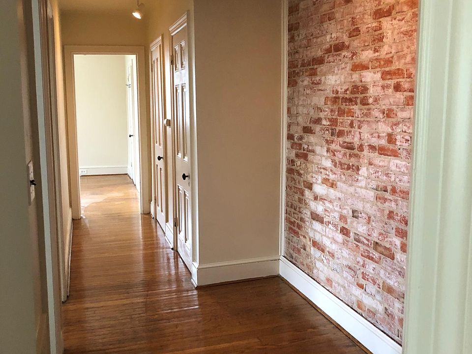 1st image of 820 N Harrison St APT 3