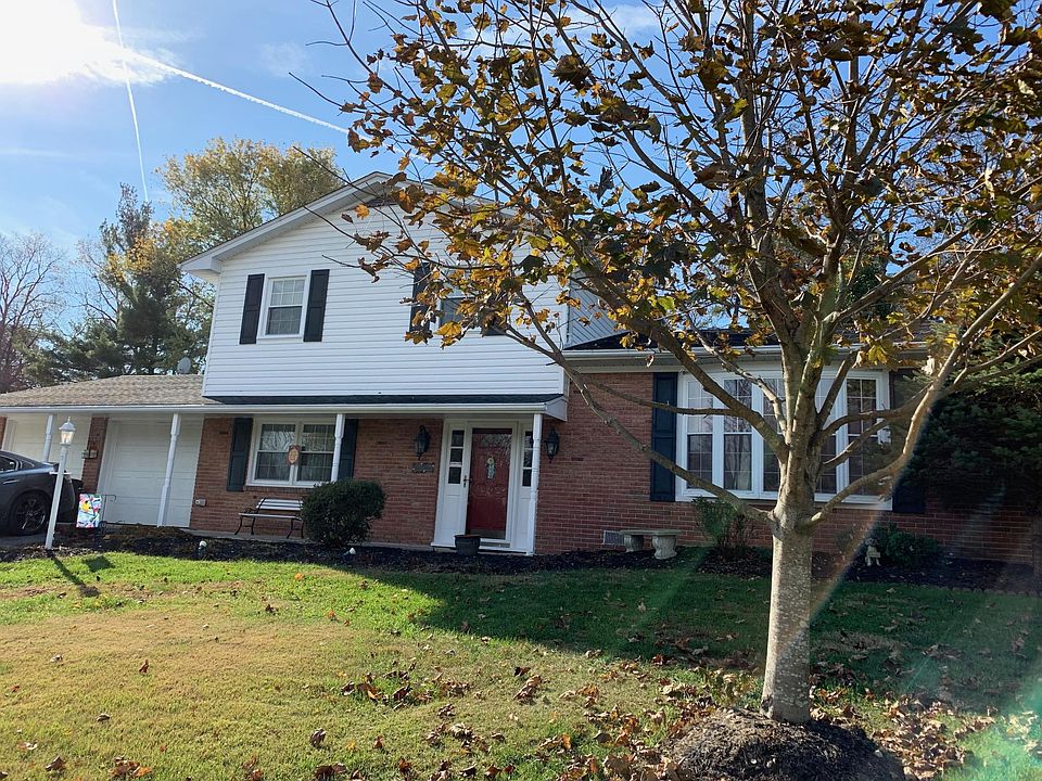 1st image of 31 Brightwood Dr