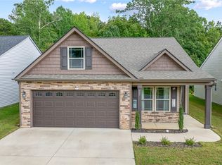 487 Timberwood Dr, Woodruff, SC 29388