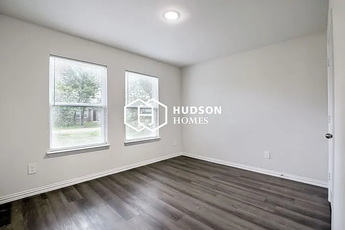158 Westview Dr — Photo 9