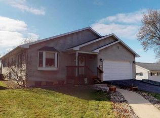 405 W South St, Morrison, IL 61270