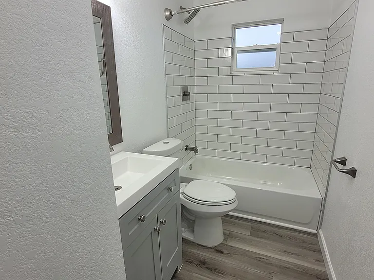 4933 E Willetta St — Photo 32
