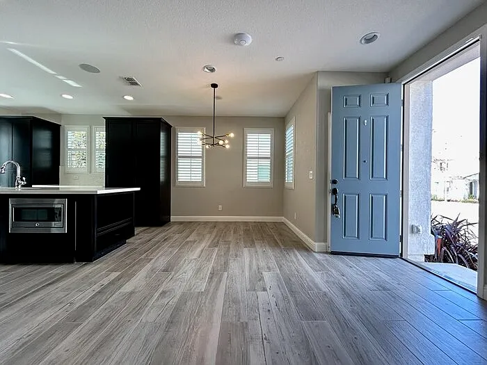 266 Colner Cir — Photo 8