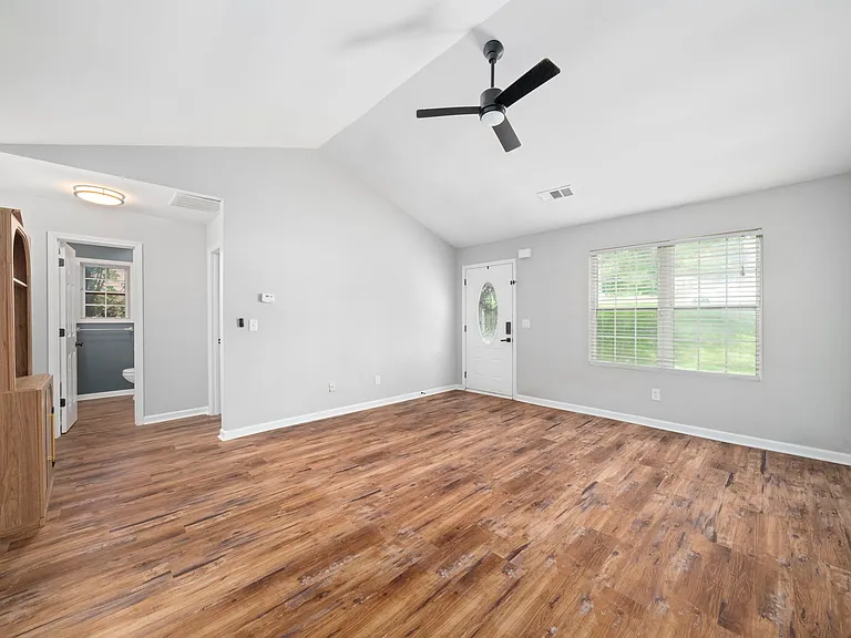 167 Bentley Pkwy — Photo 14