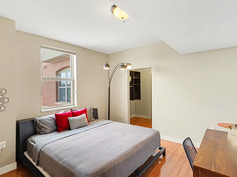 134 N Leroy St #308 — Photo 9