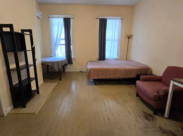 9 Brady St, Savannah, GA 31401