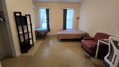 9 Brady St Photo 1