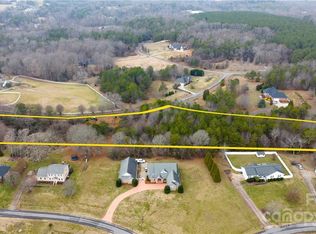 111 Winghaven Dr, Cherryville, NC 28021