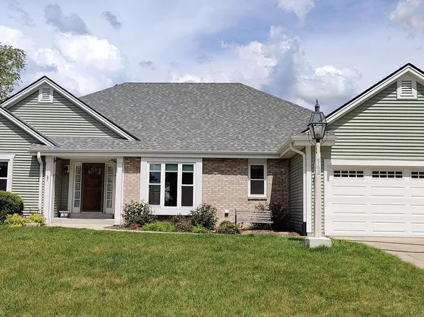 562 W Red Pine CIRCLE, Dousman, WI 53118