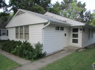 1530 SW Wayne Ave, Topeka, KS 66604