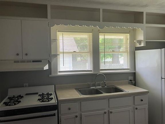 4th image of 537 N Sunnyside Ave
