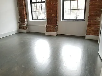 Rented by Dorit Avidar, LREB