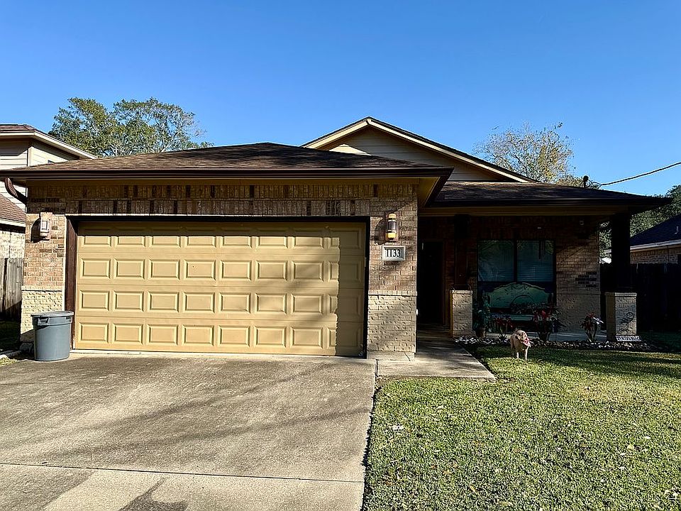 1st image of 1133 West Dr