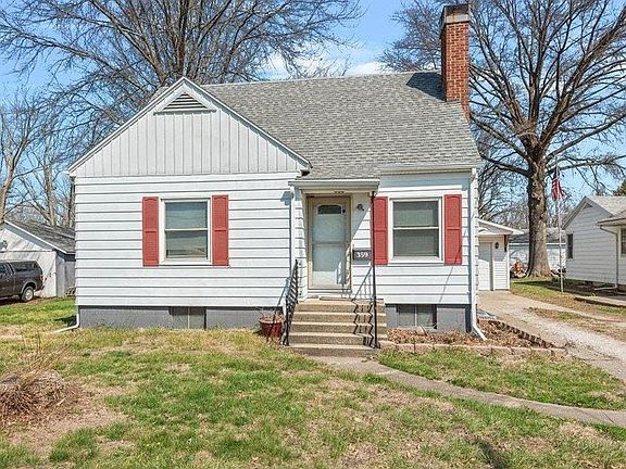 2nd image of 359 E Tremont St