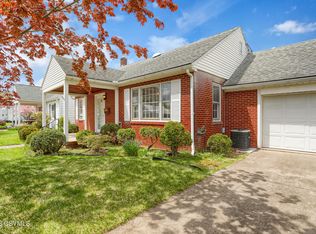 9 E 9th St, Watsontown, PA