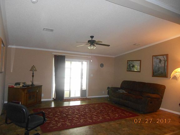 2nd image of 313 Robinhood Ln