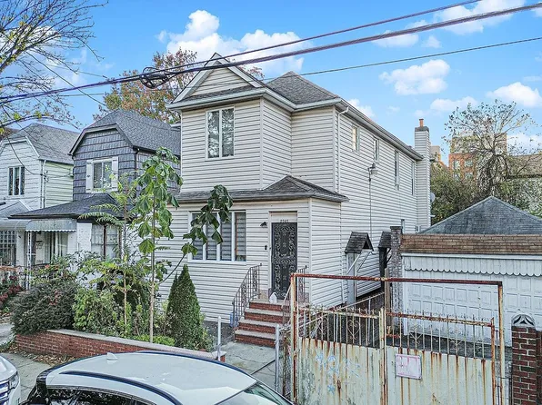 2040 E 22nd St, Brooklyn, NY 11229