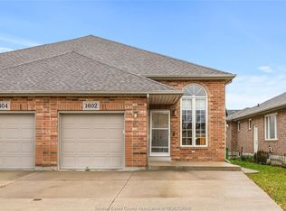 1602 Heatherglen Dr, Tecumseh, ON N8N 5B5