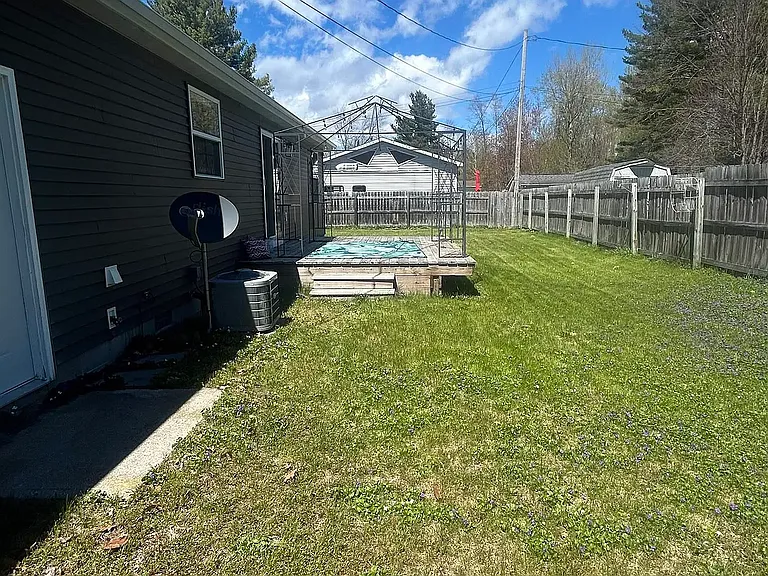 1012 Owosso Dr — Photo 17