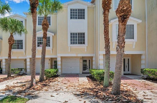 1st image of 125 Brent Cir