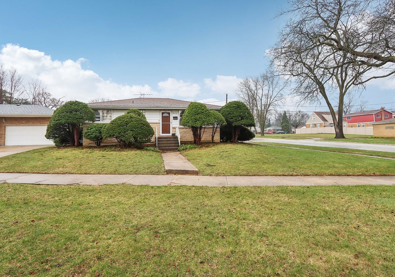 5039 Madison St, Hillside, IL 60162 | Zillow