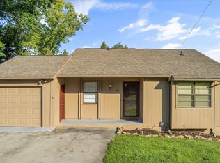 8709 Olde Colony Trl APT 33, Knoxville, TN 37923