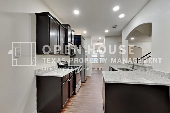 9525 E Woodmark — Photo 6