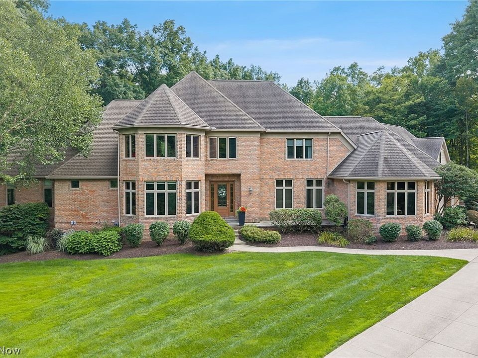 1st image of 1088 River Woods Dr