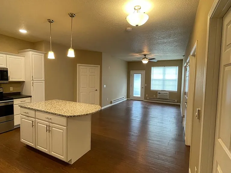 Grasslands Apartments — Photo 21