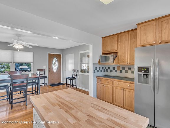 5th image of 1108 River Ave