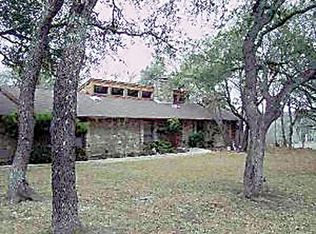 407 Mountain Spring Dr, Boerne, TX 78006