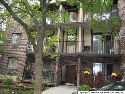 1st image of 19 Donna Ct APT 6