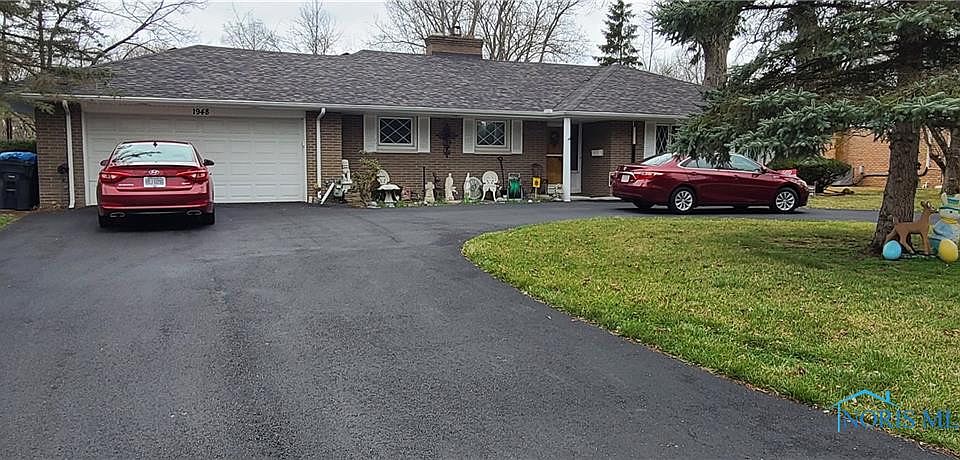 1st image of 1948 Glen Arbor Dr