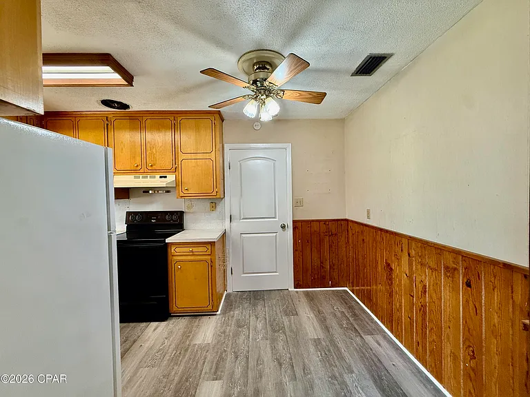 3113 W 20th Ct — Photo 4