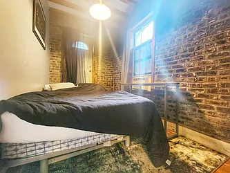 Rented by RELEASE NY