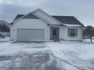 2510 Meadowdale Dr, Saginaw, MI