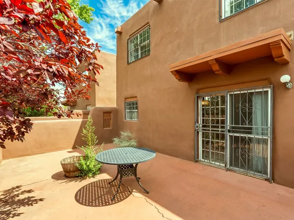 804 Faldas De La Sierra, Santa Fe, NM 87501