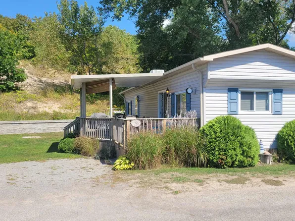 490 Empire Rd #Ebw046, Pt Colborne, ON L0S 1R0