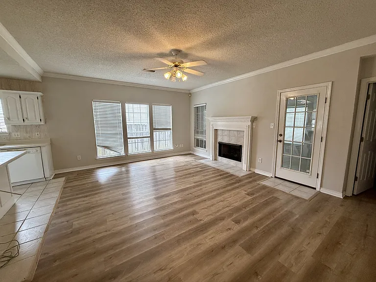 854 Louise Ave — Photo 5